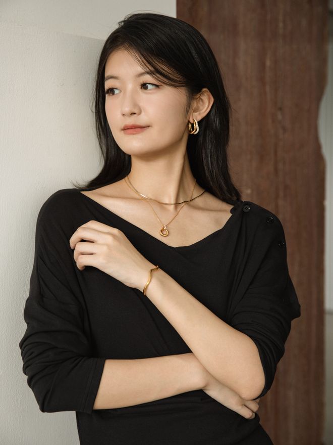 芷蕾种草的宝藏单品确实很好搭！ky开元棋牌推广 被刘亦菲、辛(图16)