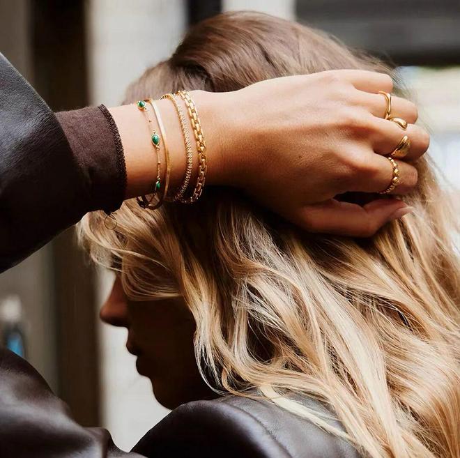 芷蕾种草的宝藏单品确实很好搭！ky开元棋牌推广 被刘亦菲、辛(图27)