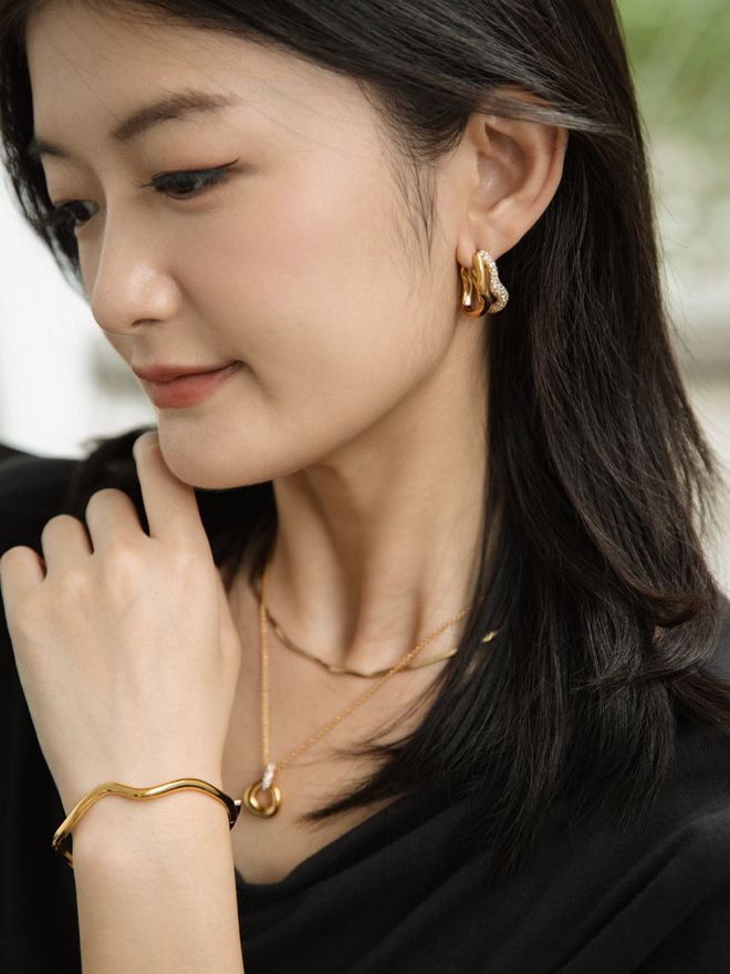 芷蕾种草的宝藏单品确实很好搭！ky开元棋牌推广 被刘亦菲、辛(图37)